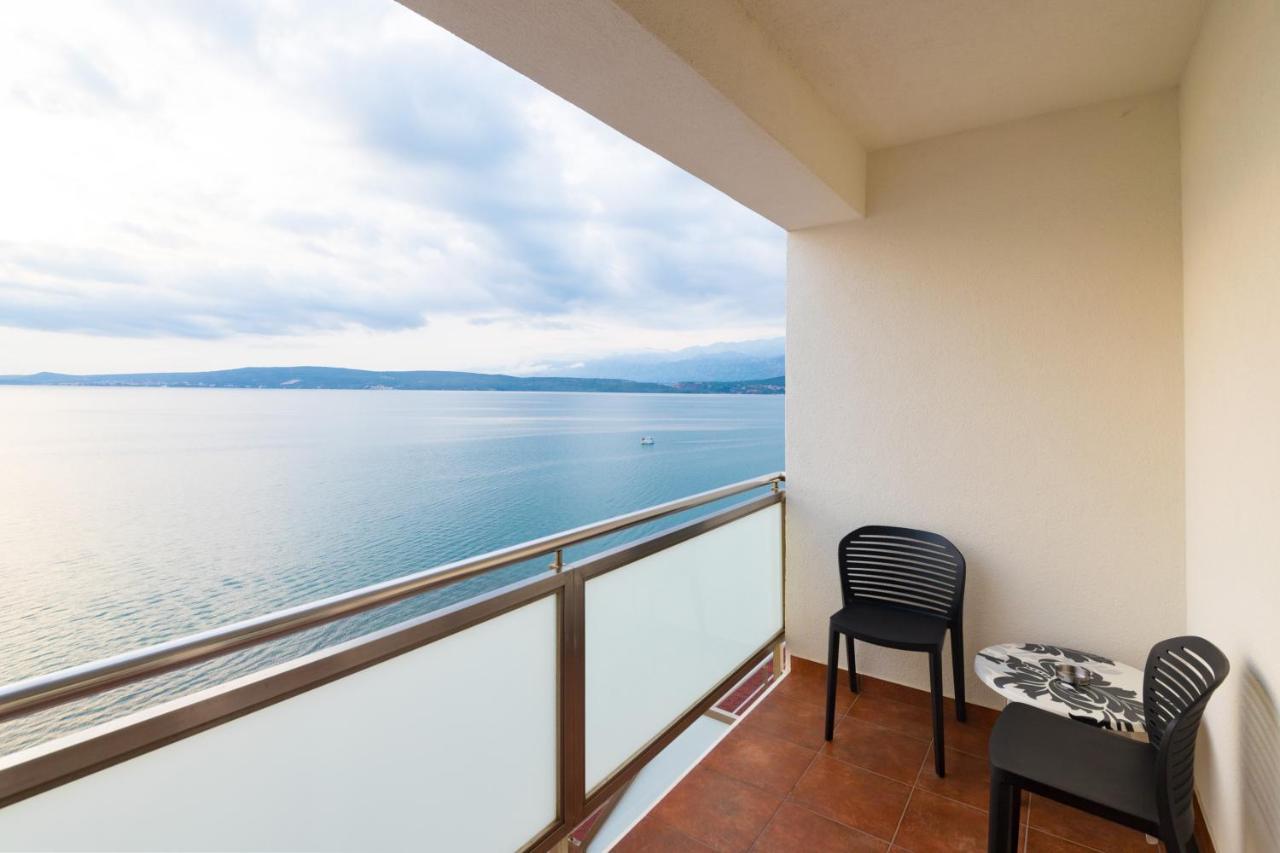 Hotel Rooms Roccia Novigrad  Bagian luar foto