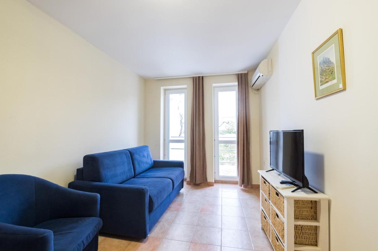Hotel Rooms Roccia Novigrad  Bagian luar foto